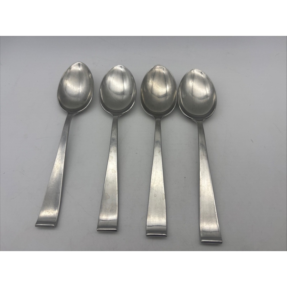 Vtg 4 Oval SOUP SPOONS International Lyon NEW CHARM 18/8 Stainless 7" Satin, USA